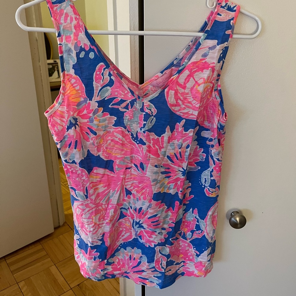 Lilly Pulitzer V Neck Tank Small